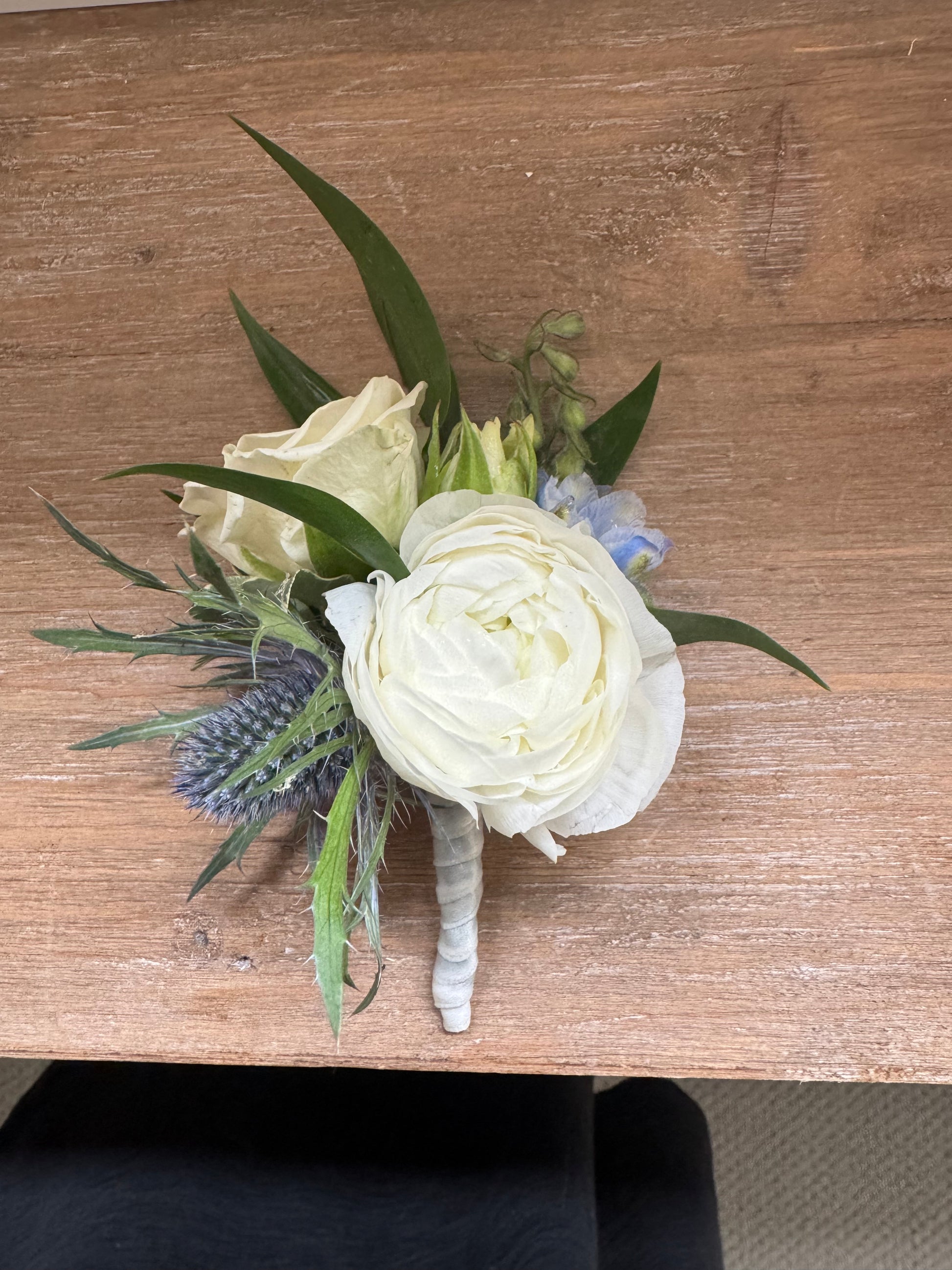 prom homecoming boutonniere