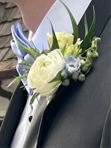 prom homecoming boutonniere