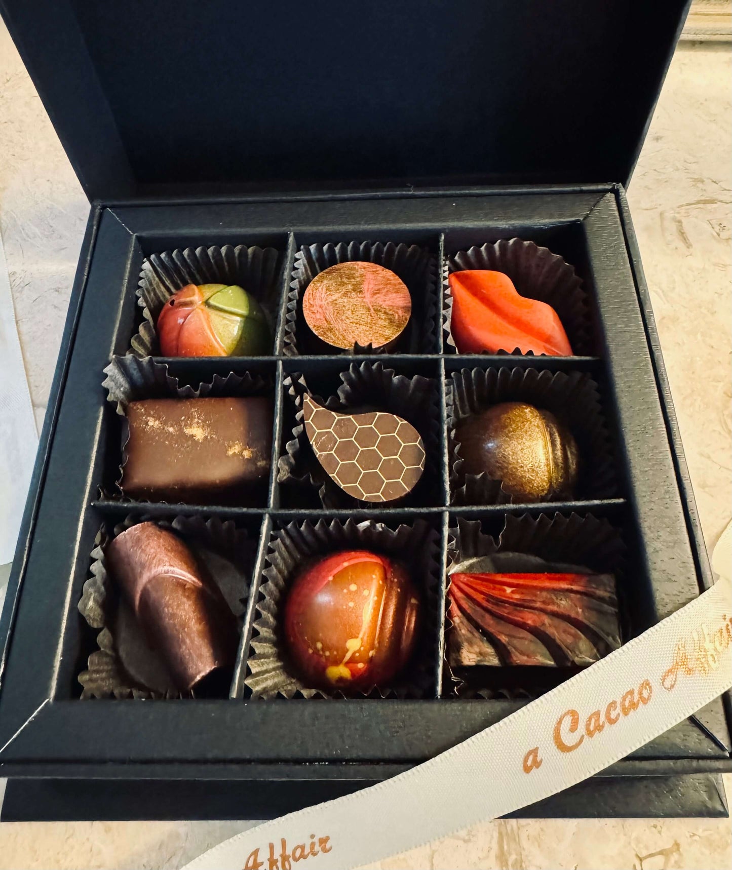 GOURMET CHOCOLATES (4 OR 9)