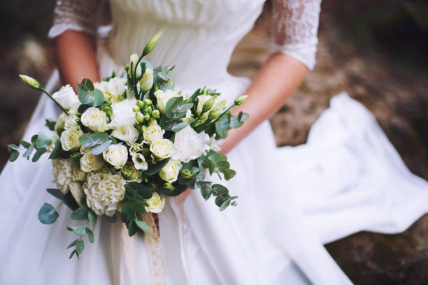 WHITE + GREEN BRIDAL BOUQUET